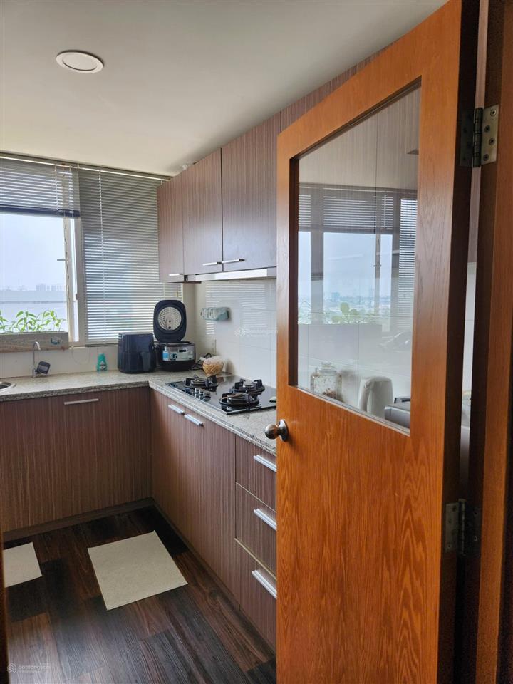 Cho thuê căn hộ 3 phòng ngủ canary heights 18triệu/1 tháng ngay aeon mall,  0896 998 ***