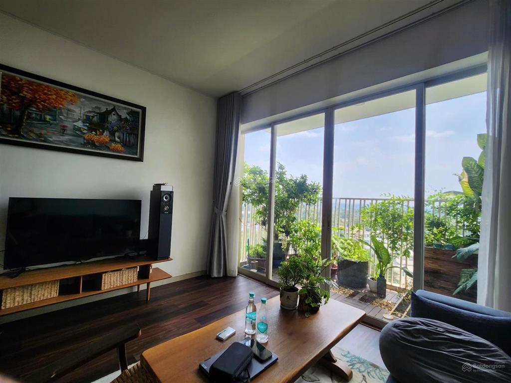 Cho thuê căn hộ 3 phòng ngủ canary heights 18triệu/1 tháng ngay aeon mall,  0896 998 ***