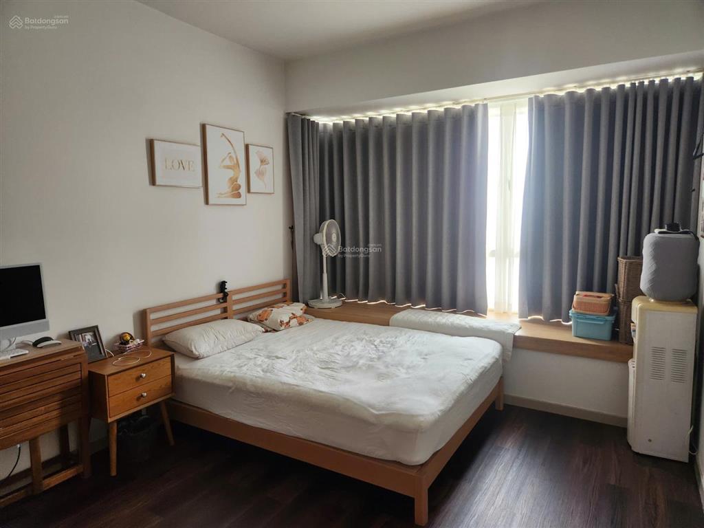 Cho thuê căn hộ 3 phòng ngủ canary heights 18triệu/1 tháng ngay aeon mall,  0896 998 ***