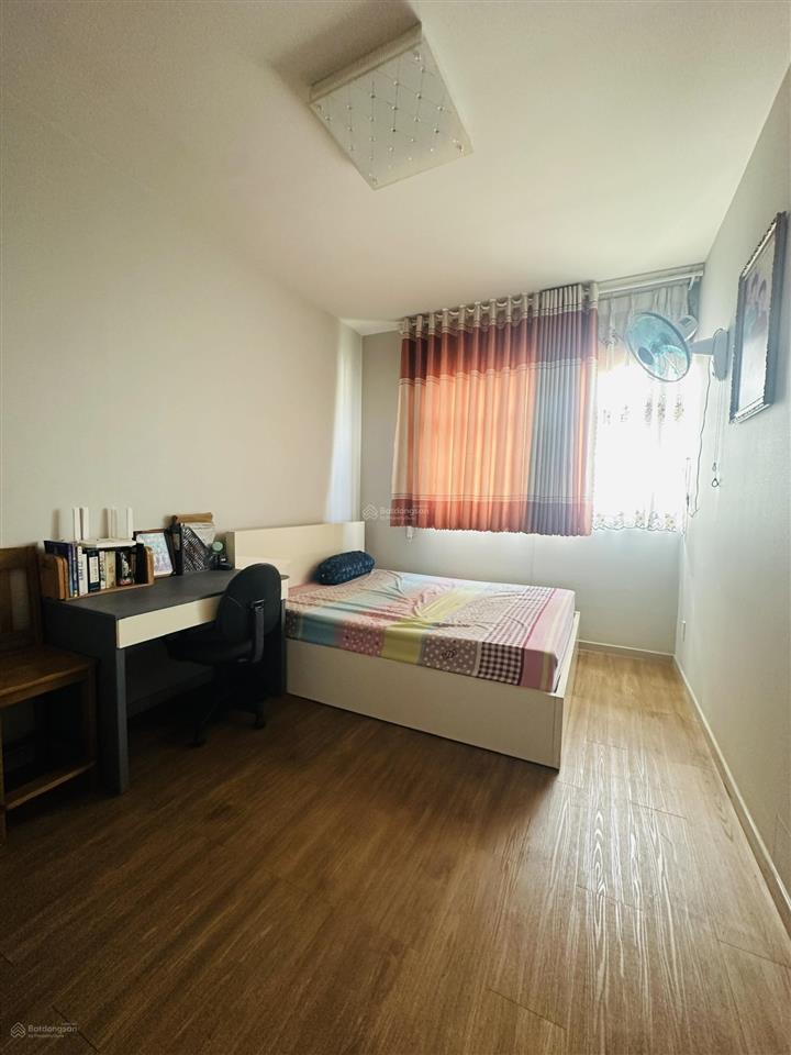 Canary heights 4 phòng ngủ, dt 156m2 giá 5 tỷ 700 tr ngay aeon mall,  0896 998 ***
