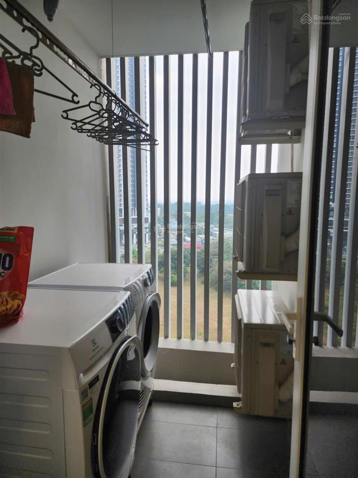 Bán căn hộ habitat 2pn 78m2 có ban công, view hồ bơi, giá 2.6 tỷ full nội thất ngay aeon mall