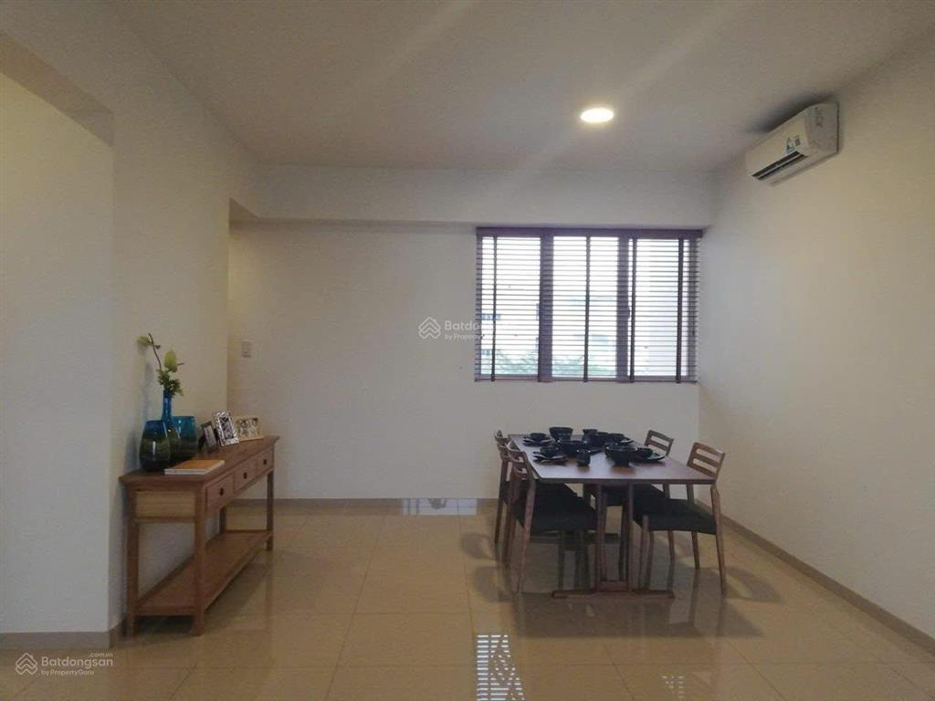 Bán căn hộ canary heights 3pn, dt 119m2 giá 3.1 tỷ, đang có sẵn hợp đồng thuê 12trieu/1 tháng