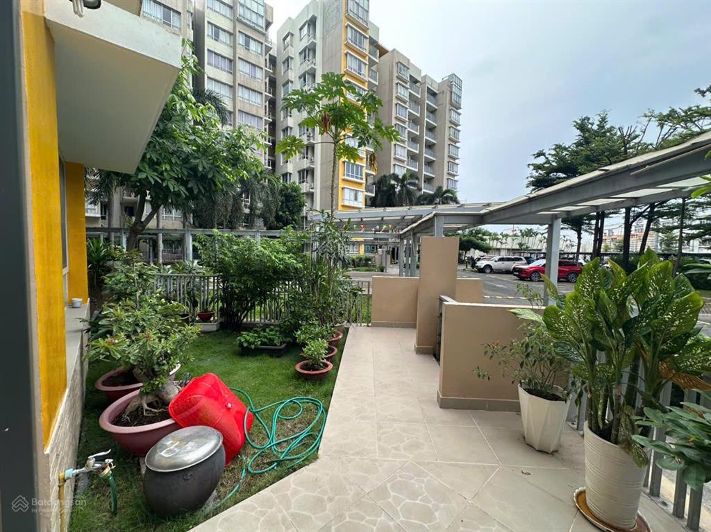 Bán căn hộ tầng trệt sân vườn canary 160m2 giá 3.8 tỷ ngay aeon mall vsip1  0896 998 ***