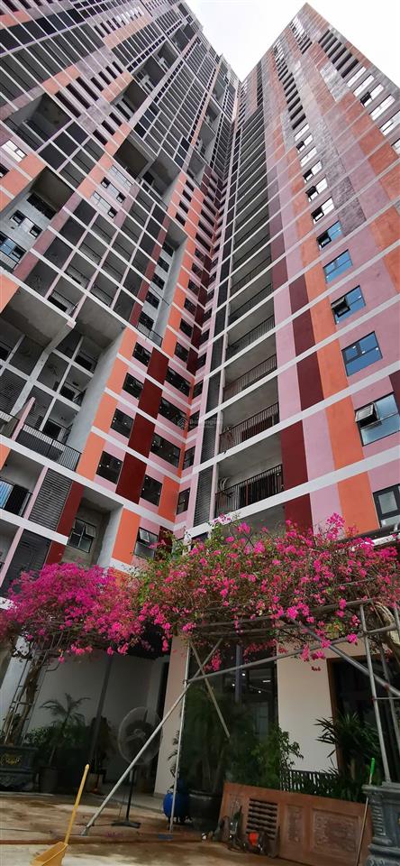 Chính chủ bán căn 2pn hướng đông nam ,giá 4x triệu/m2 tòa usilk 104, hà đông
