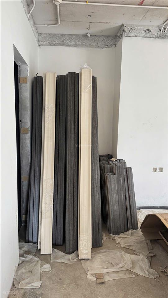 Bán căn góc 3pn  104m2 ký trực tiếp chủ đầu tư, giá tốt