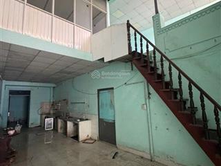 Siêu phẩm giá tốt  bán đất tặng nhà  sát cận tên lửa