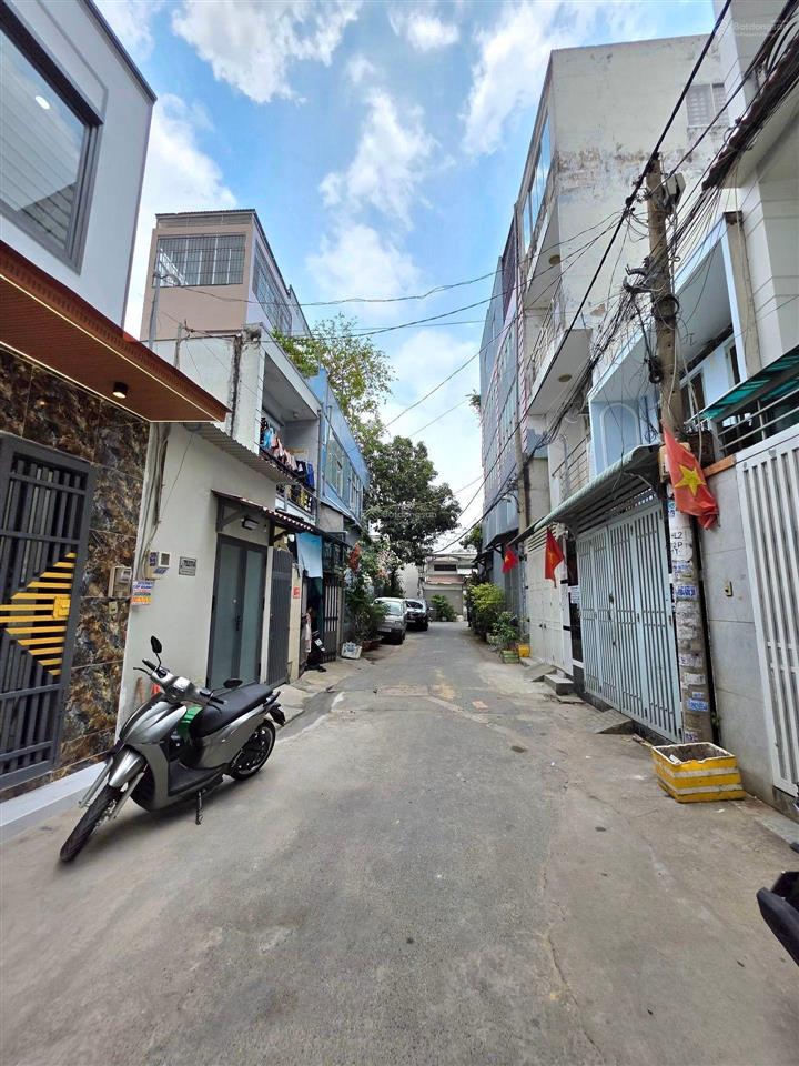 Siêu phẩm ngang 8m bề thế  nhà mới ở ngay  vị trí vàng bình tân