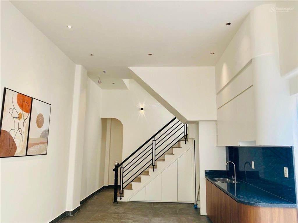 Siêu phẩm bình tân giáp tân phú  hẻm xe tải thông  nhà đẹp ở ngay