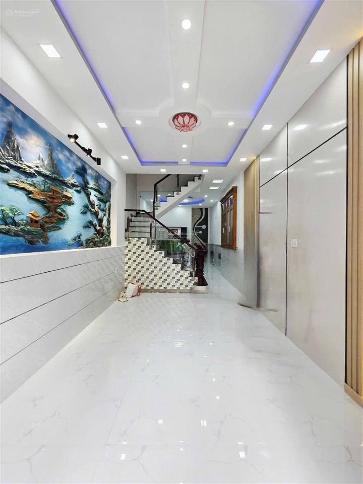 Siêu phẩm nhà đẹp bình tân  khu đồng bộ cao tầng  ở ngay