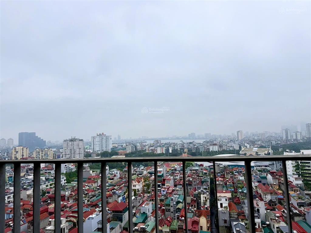 Chỉ 10.2 tỷ sở hữu ngay căn hộ 2pn toà kosmo 161 xuân la tầm view trực diện hồ tây