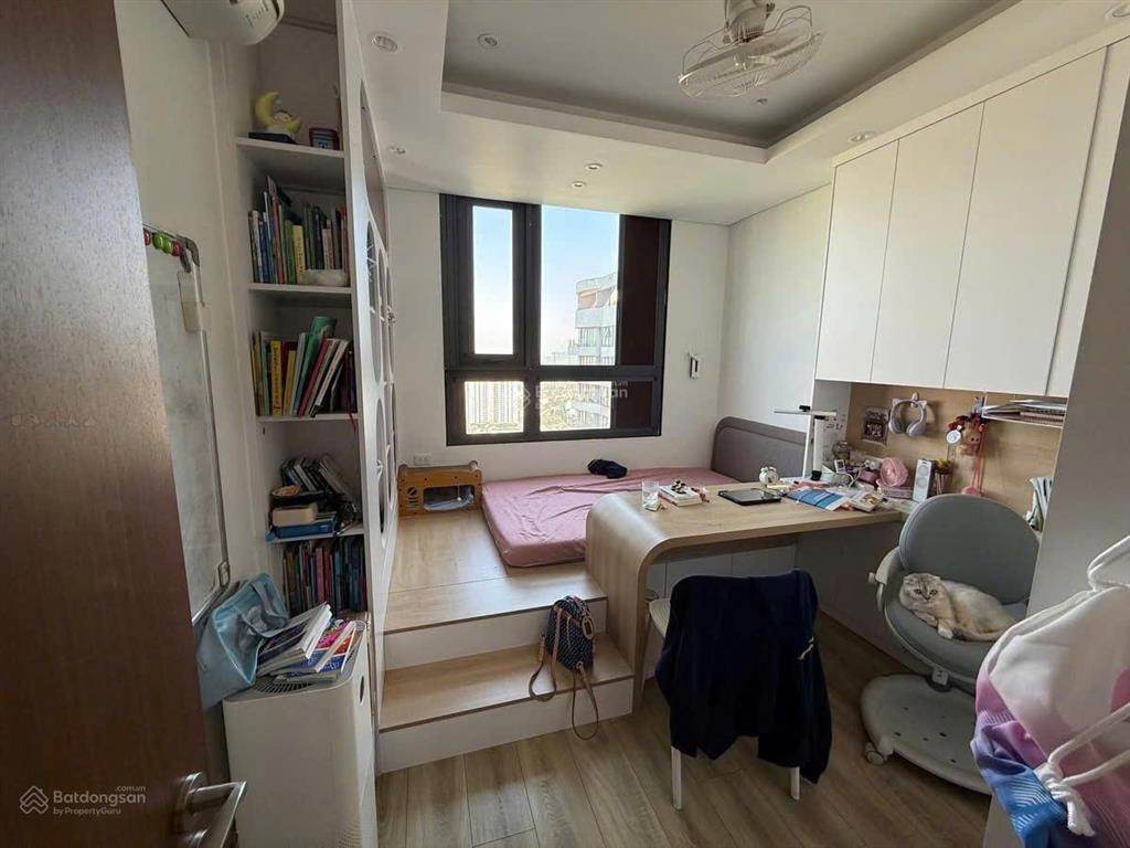 Chủ nhà thiện chí bán nhanh căn góc 3pn tầng trung view hồ công viên ngoại giao đoàn