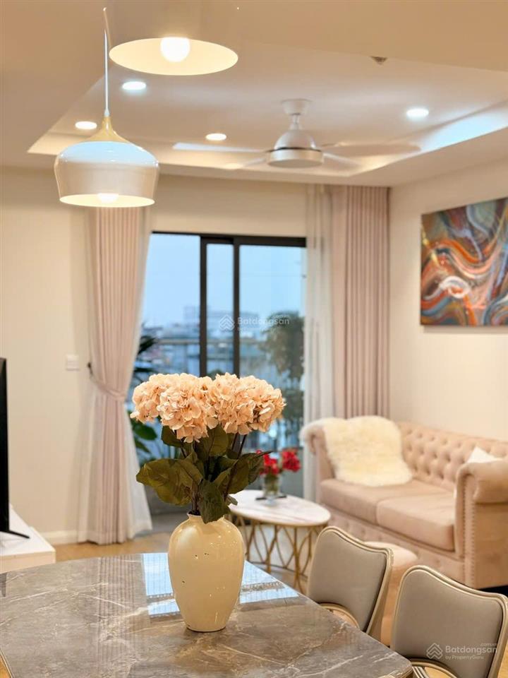 Hiếm! duy nhất 1 căn 75m2 chung cư kosmo tây hồ cần tìm chủ mới