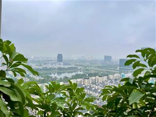 Chủ nhà thiện chí cần bán nhanh căn hoa hậu 2pn tầng trung view trực diện hồ starlake