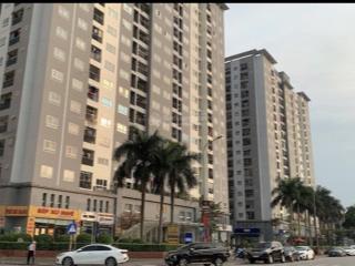 Bán nhanh căn 2pn view hồ, tầng cao thoáng full nội thất về ở luôn, giá tốt
