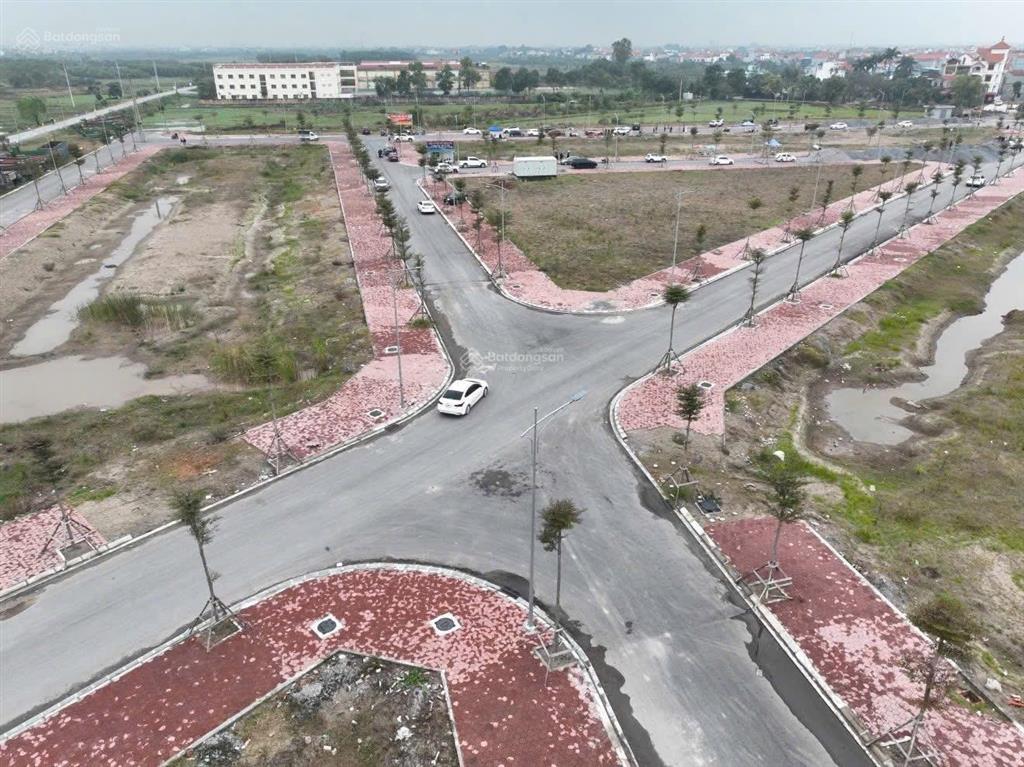 Bán đất nền dự án tại minh châu, 3,6 tỷ, 80m2 giá tốt bao đẹp đất giãn dân việt yên cạnh trường