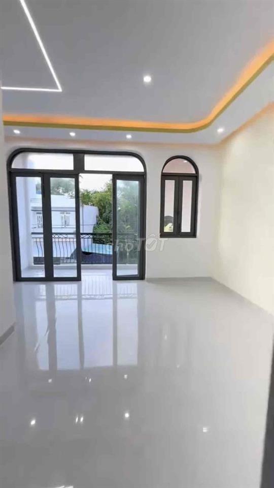 Chủ giảm thêm 100tr cần bán gấp căn nhà gần Khu Du Lịch Bửu Long