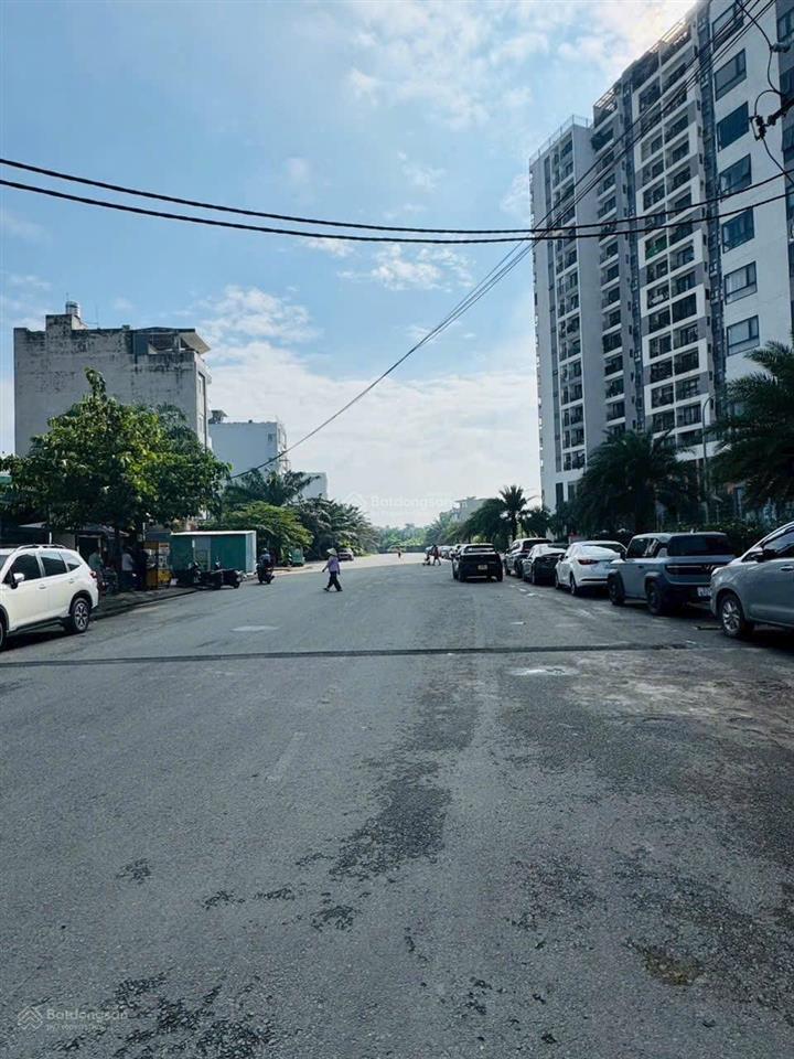 Bán đất gò cát,sát nguyễn duy trinh liên phường,khu đồng bộ vuông a4,hẻm xe tải thông!!