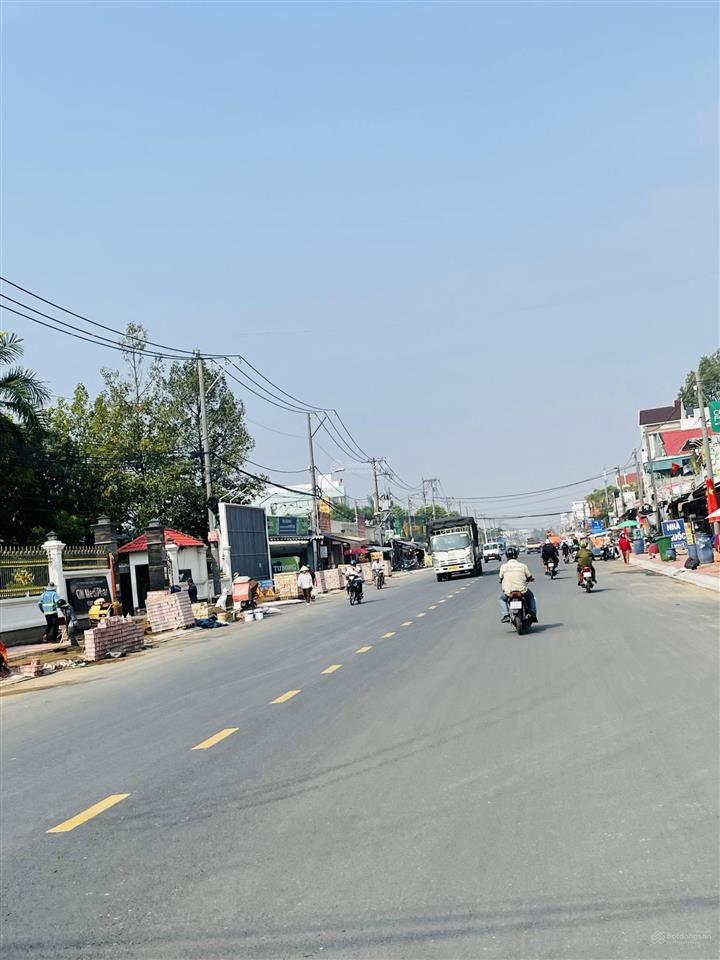 Bán đất hẻm ô tô lò lu,hàng xóm đông tăng long,khu đồng bộ,quận9!!