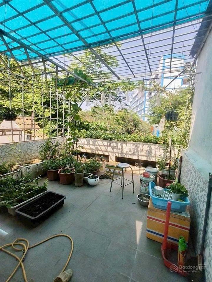 Bán nhà 3 tầng làng tăng phú, sát lê văn việt, hẻm xe tải, khu đồng bộ vip, tp thủ đức