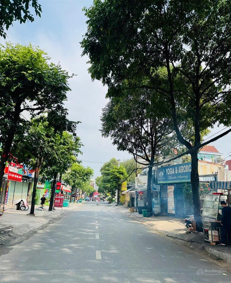 Bán nhà 3 tầng làng tăng phú, sát lê văn việt, hẻm xe tải, khu đồng bộ vip, tp thủ đức