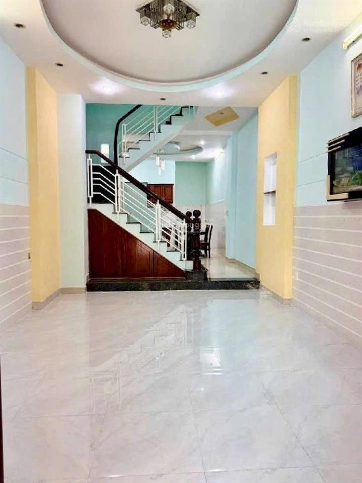 Bán nhà 3tầng mặt tiền tăng nhơn phú, gần vincom lê văn việt, pháp lí sạch, vuông a4, thủ đức!