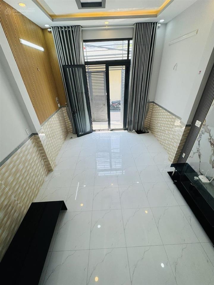 Bán nhà 2 tầng sát mặt tiền lê văn việt, hẻm ô tô, gần vincom, thủ đức