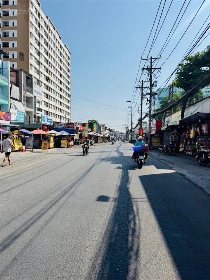 Bán nhà mặt tiền tăng nhơn phú,chợ hoa cau sát cao đẳng công thương phước long b,pháp lí chuẩn !!