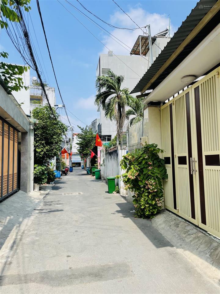 Bán nhà 2tầng đỗ xuân hợp, dương đình hội, ô tô ngủ trong nhà, phước long b