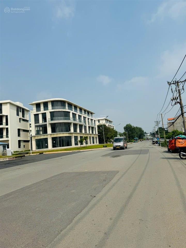 Bán lô đất sát trục liên phường, global city, nở hậu 5.3m, vip!!
