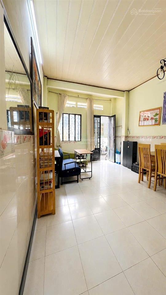 Bán nhà 2 tầng sát đỗ xuân hợp, global city, phước bình, hiếm!!