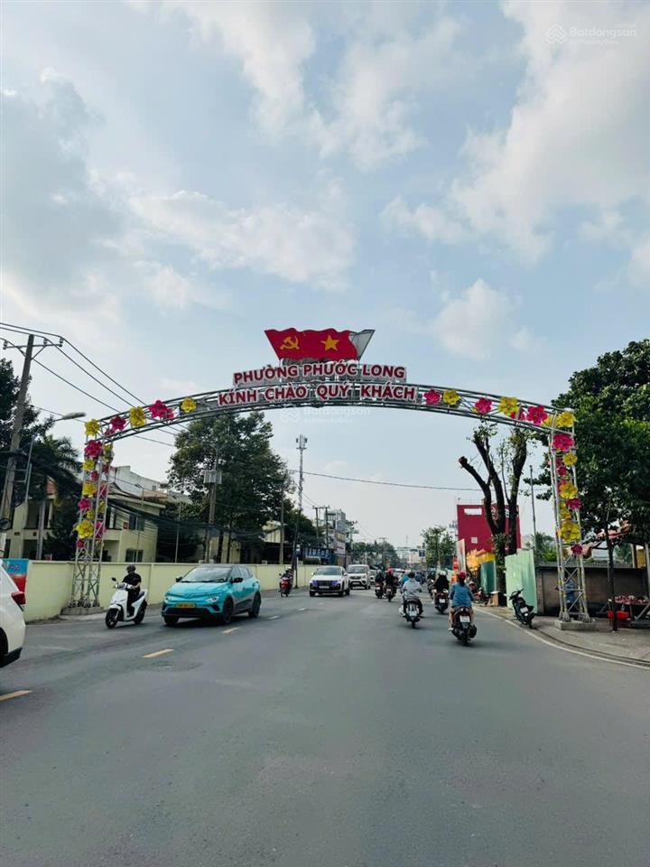 Bán nhà 4pn, trung tâm phước long trục đỗ xuân hợp, sát ga metro!!