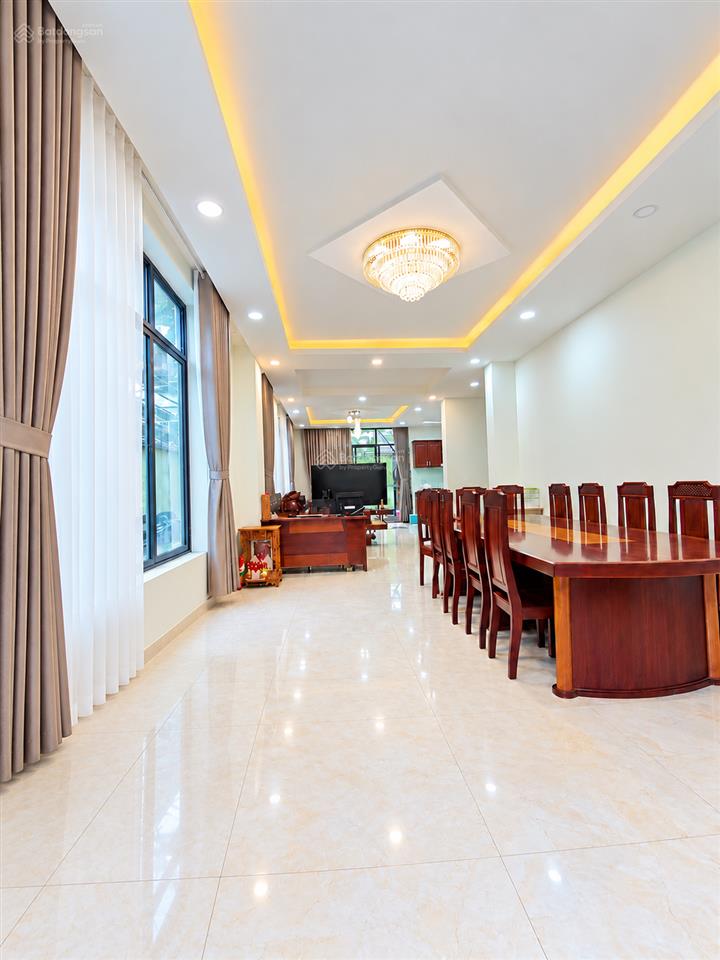 Bán biệt thự sát global city, liên phường, phước long b, full nội thất, vip!!