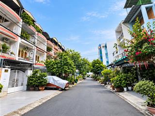 Bán nhà 4tầng btct,tây hoàtrung tâm phước long,kết nối metroxa lộ hà nộikhu đồng bộ,vip!!
