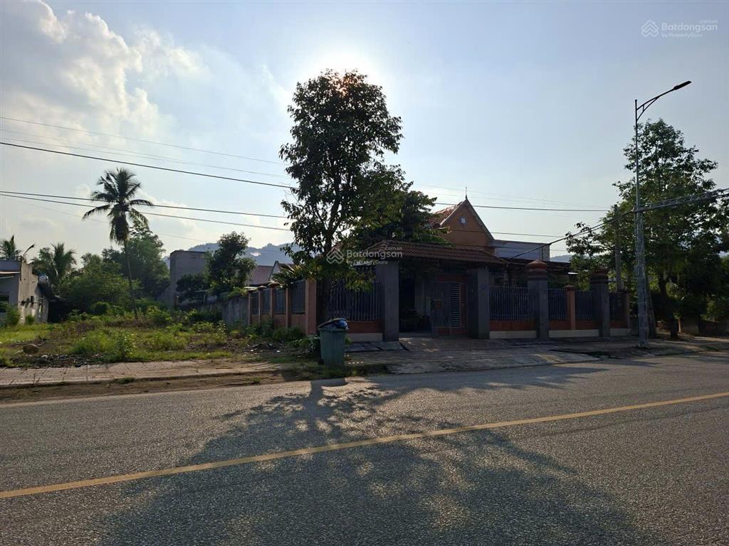 Cần sang nhượng gấp toàn bộ diện tích đất mtđ đt 720  gia huynh tánh linh bình thuận