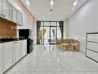 Căn hộ 1pn 40m2 view kính mặt tiền  rộng thoáng  full nội thất  zl 0909 186 ***
