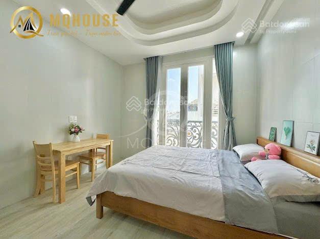 Chung cư mini ban công bếp từ máy giặt riêng full nt cao cấp / an ninh sạch sẽ 0909 186 ***