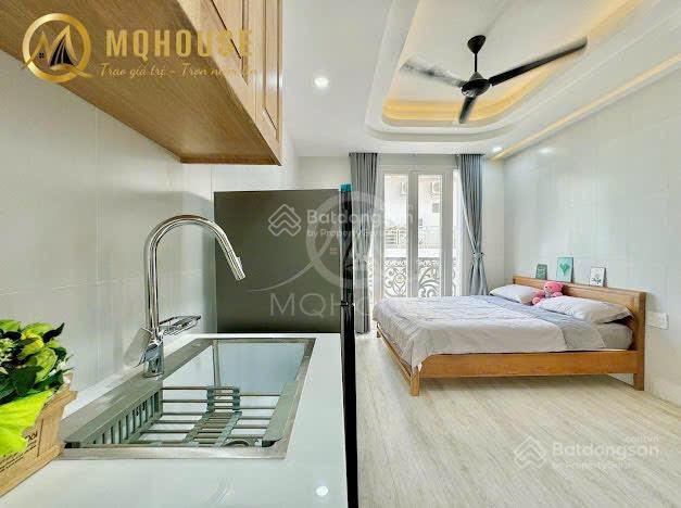 Chung cư mini ban công bếp từ máy giặt riêng full nt cao cấp / an ninh sạch sẽ 0909 186 ***