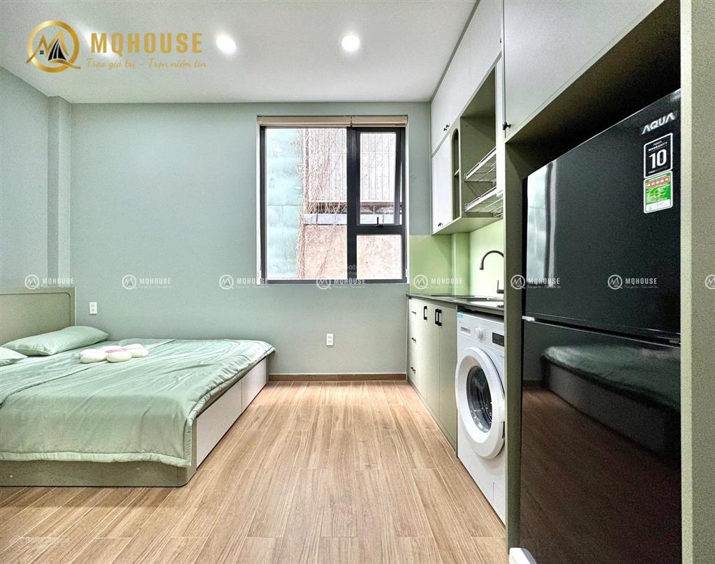 Studio giặt riêng  cửa sổ trời  full nội thất cao cấp
