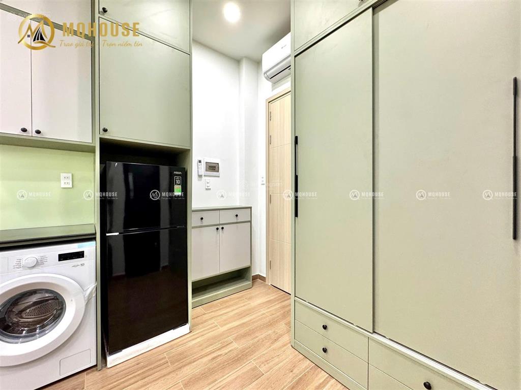 Studio giặt riêng  cửa sổ trời  full nội thất cao cấp