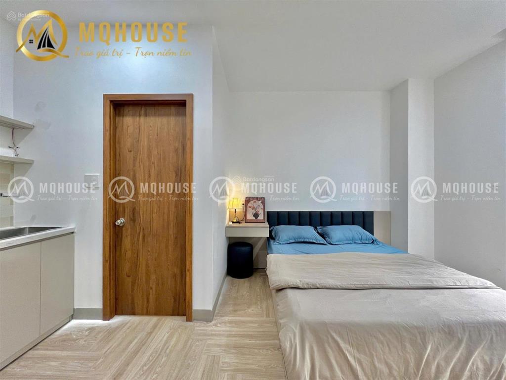 Chdv ban công full nội thất đẹp  ngay etown cộng hoà, công viên hoàng văn thụ  zalo 0909 186 ***