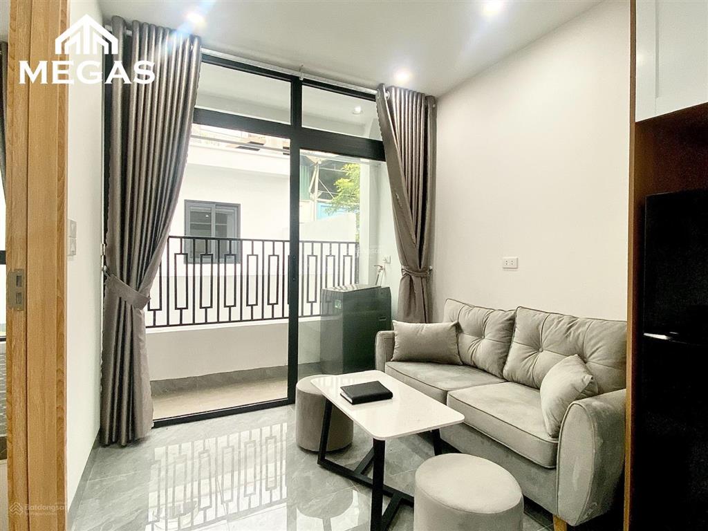 Bóc seal căn hộ 2 phòng ngủ, 50m2, full nội thất  ban công thoáng tại yên hòa, cv cầu giấy