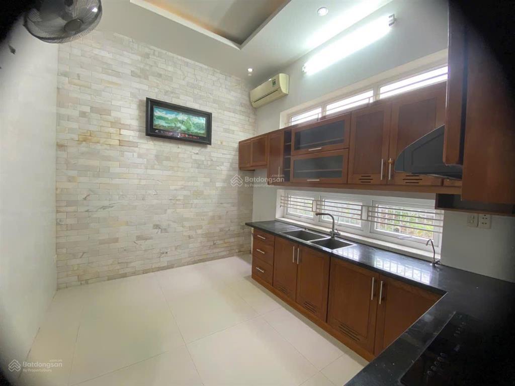 Cho thuê np 5pn, 3wc, 105m2 tại 24, an thượng 21, ngũ hành sơn, đà nẵng, chỉ với 45 triệu vnd