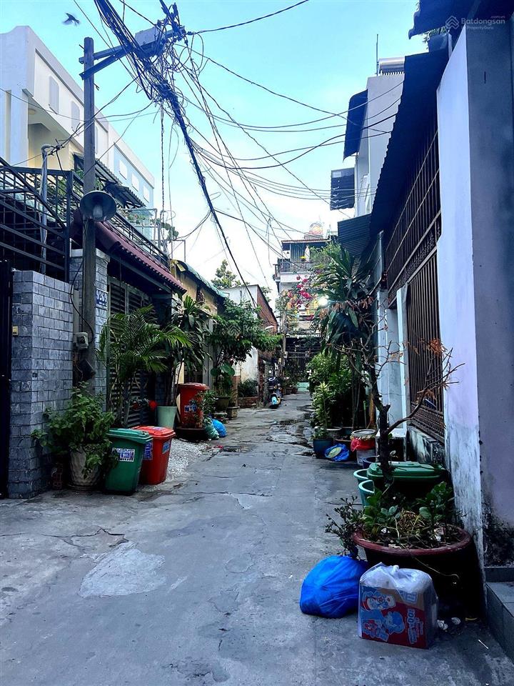 Nhà 2 tầng full công năng khu dân cư đông đúc, ngay nguyễn duy trinh, 6 tỷ hơn, xe hơi vào nhà