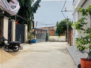 Chỉ dành cho khách nhu cầu diện tích lớn giá rẻ tại lê văn thịnh q2, ngang 5m, được xây 4 tầng