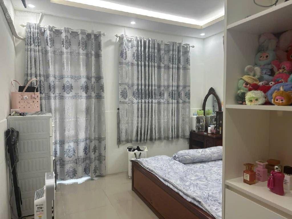 Bán nhà q2, đường xe hơi tránh lê văn thịnh q2, ngang 5m, nhà cấp 4, về ở ngay, diện tích lớn