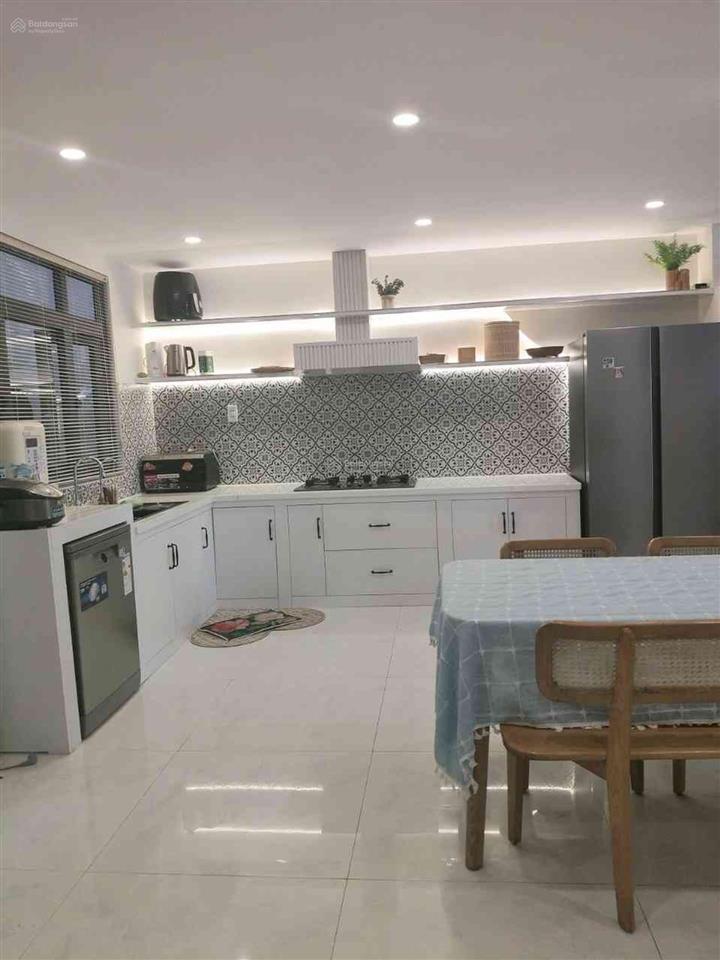 Biệt thự kiểu pháp cổ điển sân vườn cực chill q2, ngang đến 7m chỉ 8,9 tỷ
