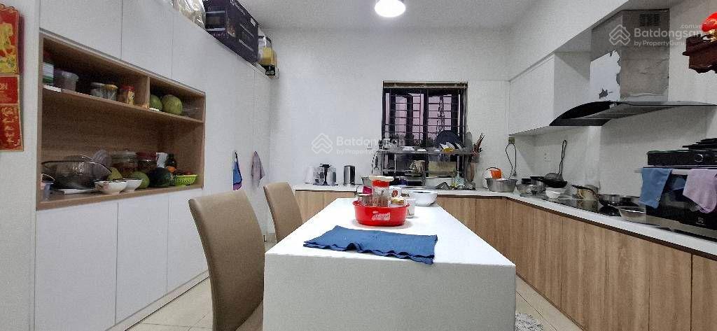Nhà 4 tầng quận 2 đường 10m 2 ô tô tránh nhau 5pn, có tiềm năng tăng giá, 9 tỷ nhỉnh