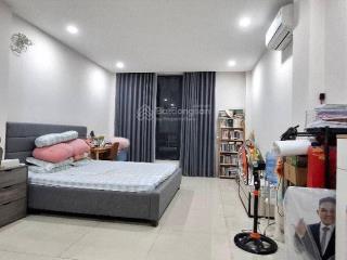Nhà 4 tầng quận 2 đường 10m 2 ô tô tránh nhau 5pn, tiềm năng tăng giá cao, 9 tỷ nhỉnh