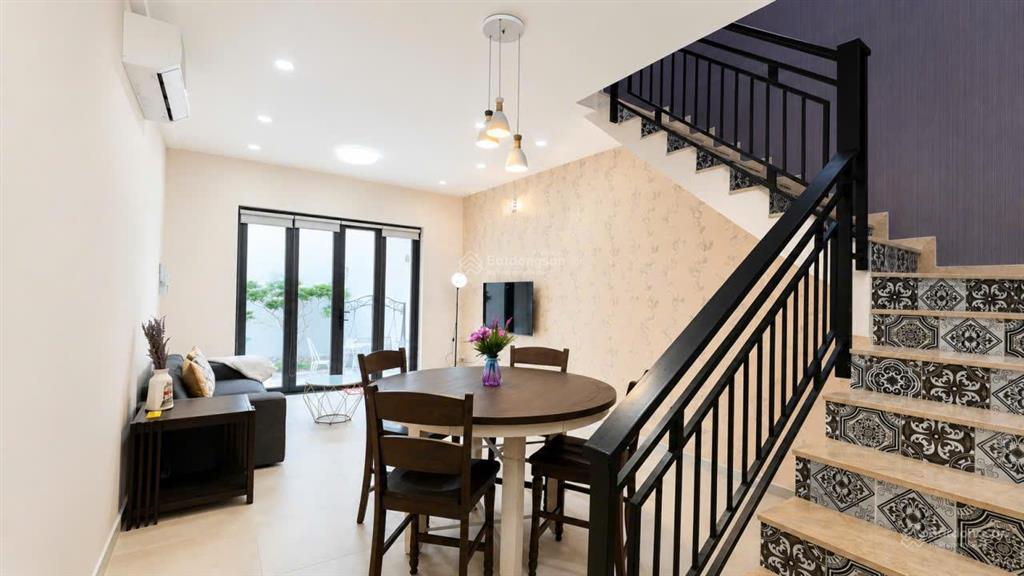Thảo điền q2 khu phố tây, nơi hội tụ tinh hoa, 120tr/m2 là có thật ko nơi nào rẻ như nơi này