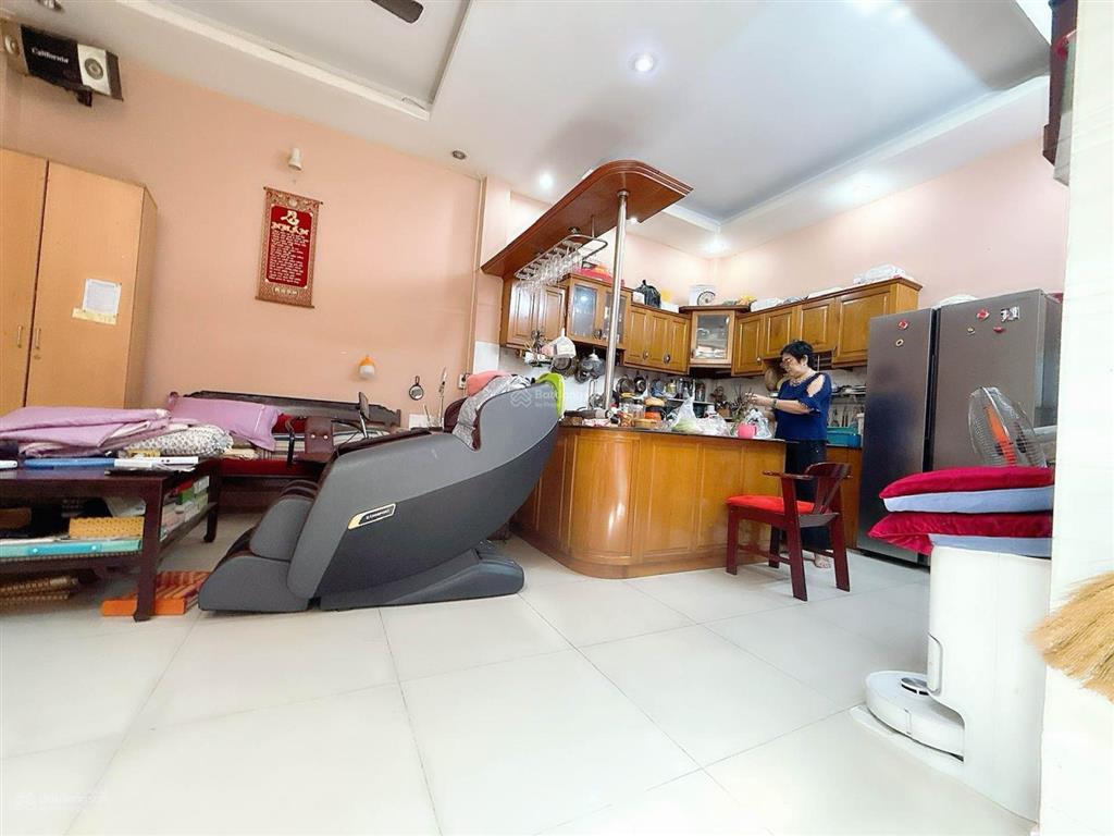 Nhà nở hậu oto tới cửa 4pn trung tâm bình trưng tây chỉ 8,5 tỷ cách nguyễn duy trinh 50m